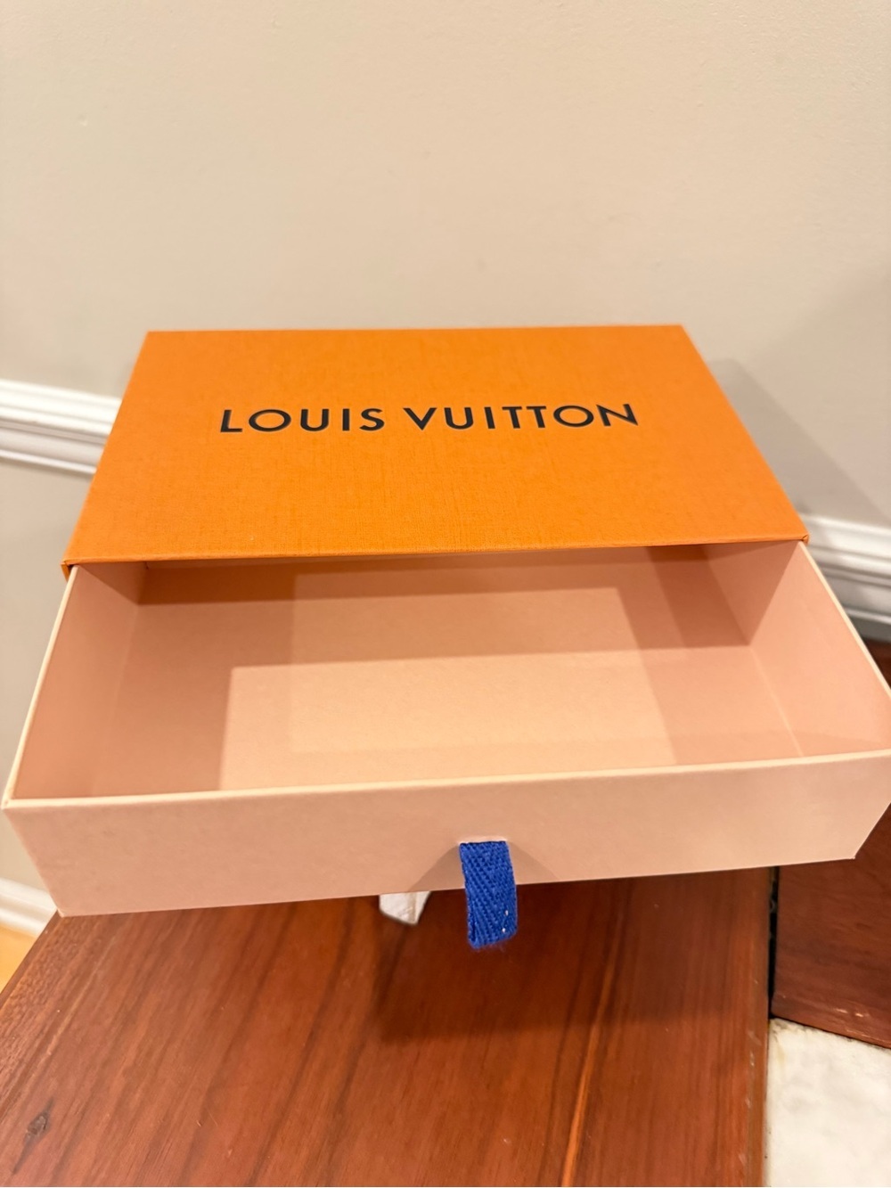 Louis Vuitton Box - Picture 2 of 6